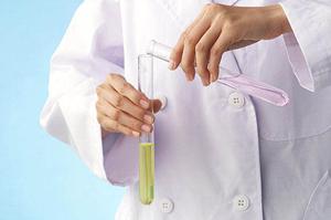 京橋のクリニックで白い歯を目指す